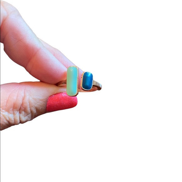 Retro Gold Toned Cuff Blue Stones Ring - Picture 3 of 4